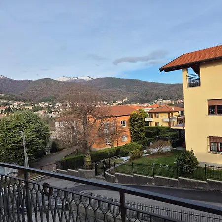 Relaxing House דירה Tavernerio